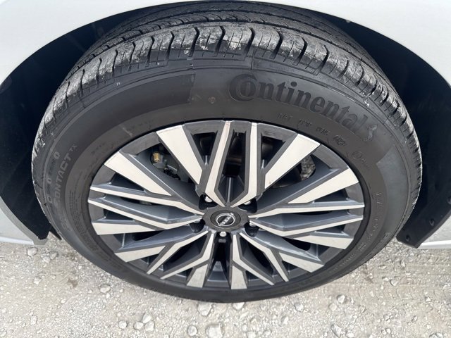 Used 2024 Nissan Altima 2.5 SV image 26