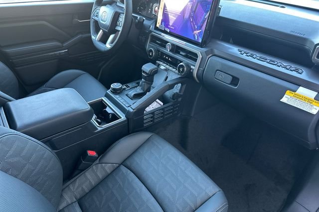 New 2026 Toyota Tacoma TRD Off-Road AWD/4WD image 15