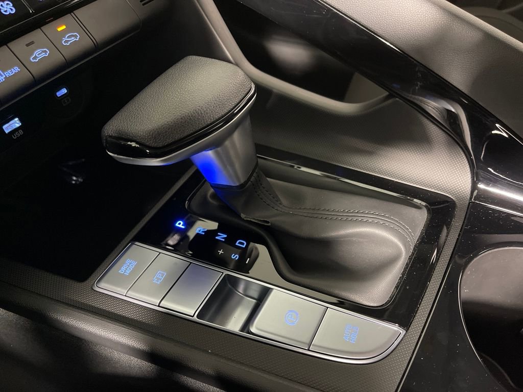 Certified 2025 Hyundai Elantra Blue image 24