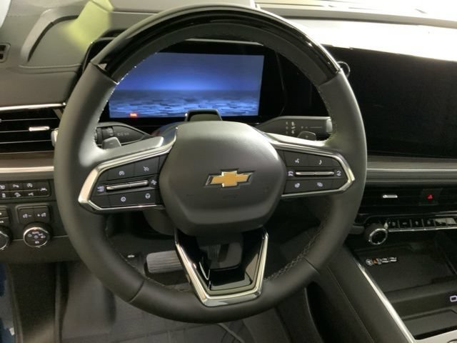 New 2026 Chevrolet Suburban Premier AWD/4WD image 17