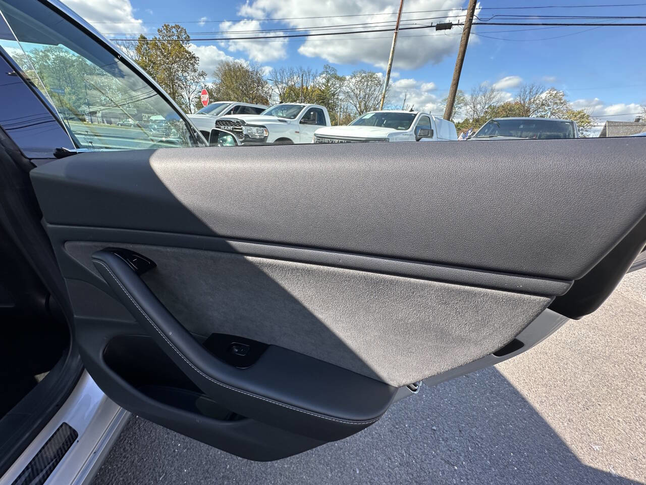 Used 2018 Tesla Model 3 Long Range image 46