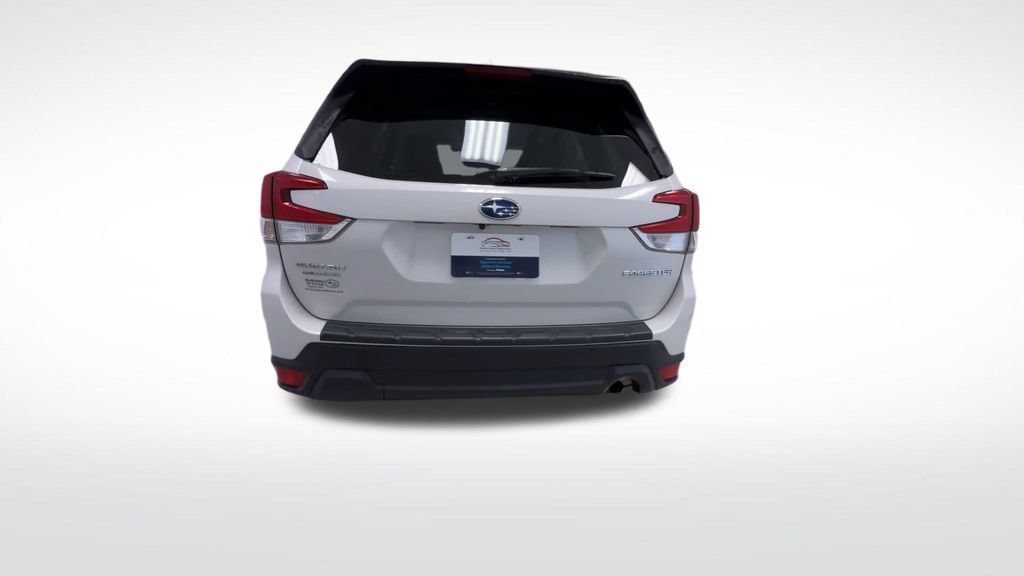 Used 2020 Subaru Forester Premium AWD/4WD image 7