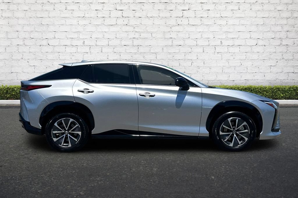Used 2023 Lexus RZ 450e Premium w/ Technology Package AWD/4WD image 3
