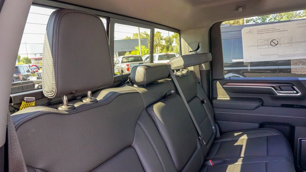 New 2026 GMC Sierra 2500 Denali w/ Denali Reserve Package AWD/4WD image 13