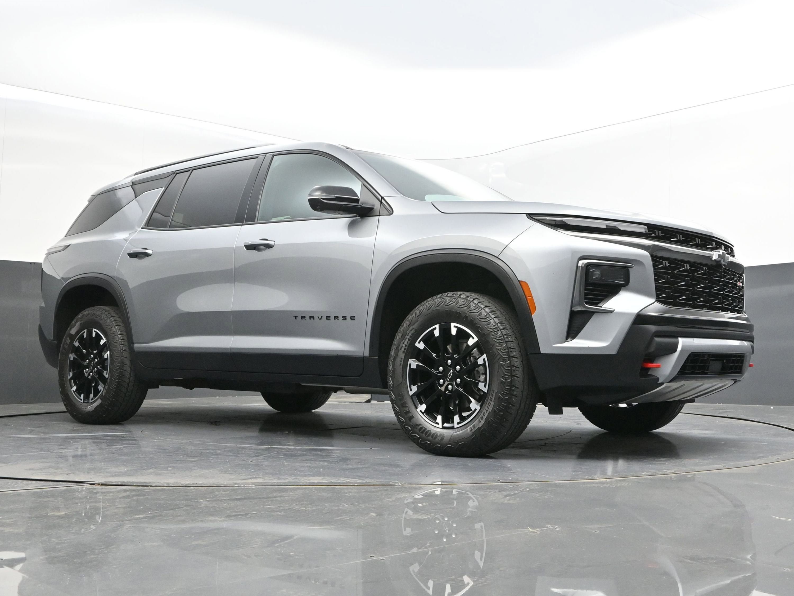 Certified 2024 Chevrolet Traverse Z71 AWD/4WD image 41