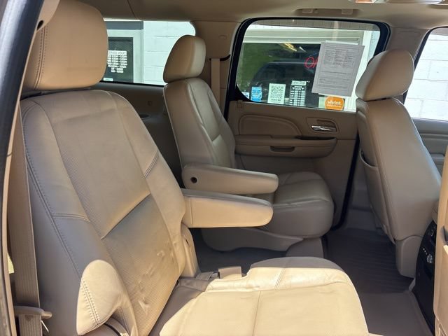 Used 2014 Cadillac Escalade ESV Premium AWD/4WD image 11