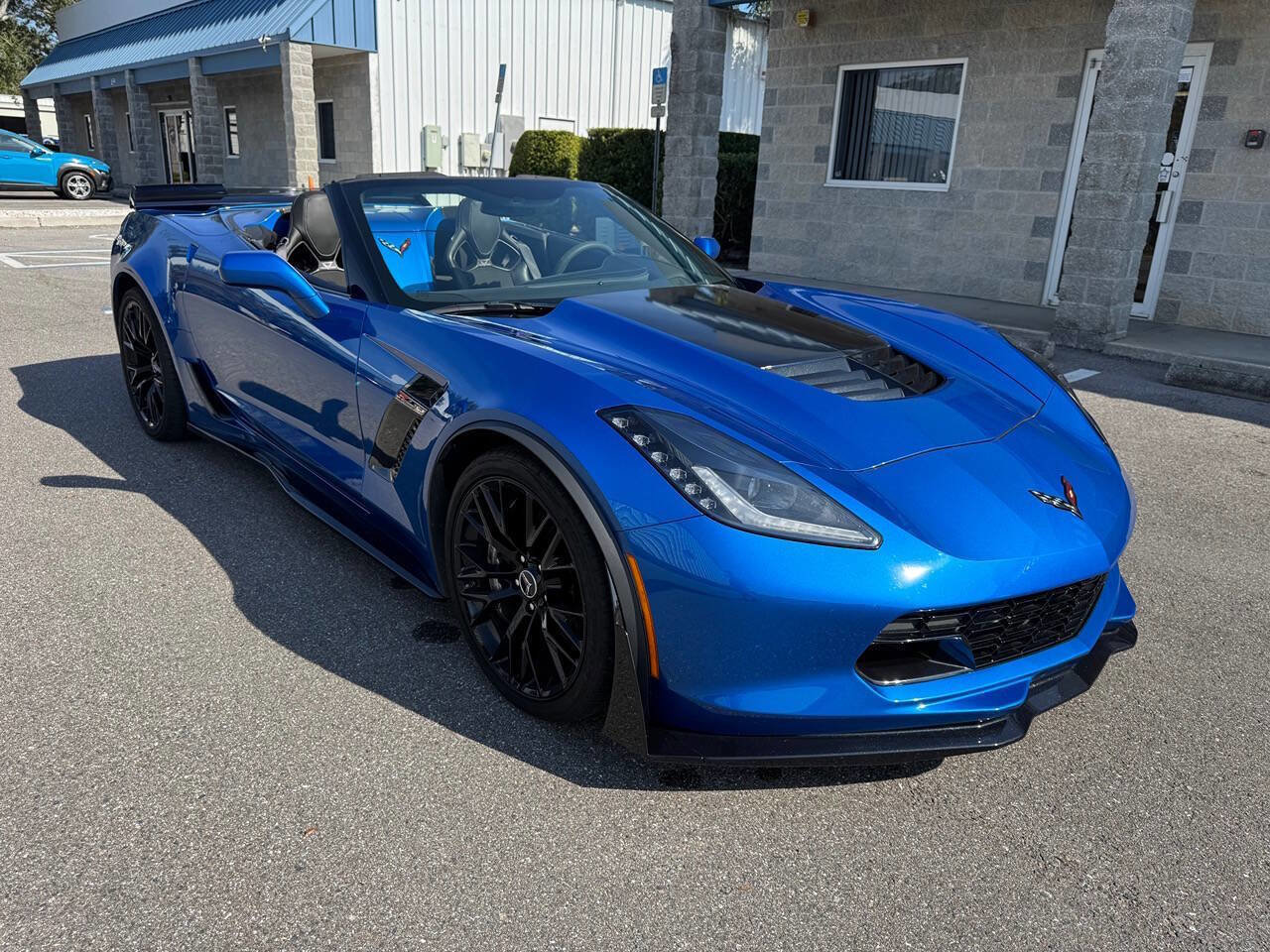 Used 2015 Chevrolet Corvette Z06 w/ 3LZ Preferred Equipment Group image 31