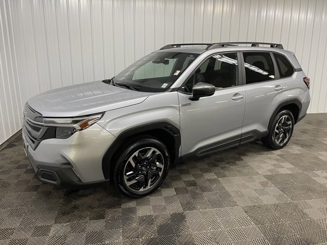 Certified 2025 Subaru Forester Limited image 9