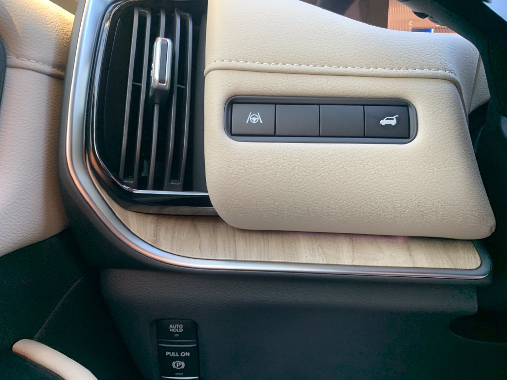 New 2026 Nissan Armada Platinum RWD image 21