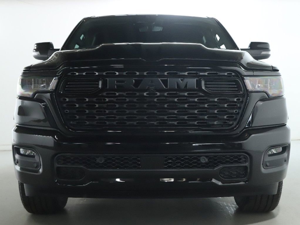 Used 2025 RAM 1500 Big Horn AWD/4WD image 5