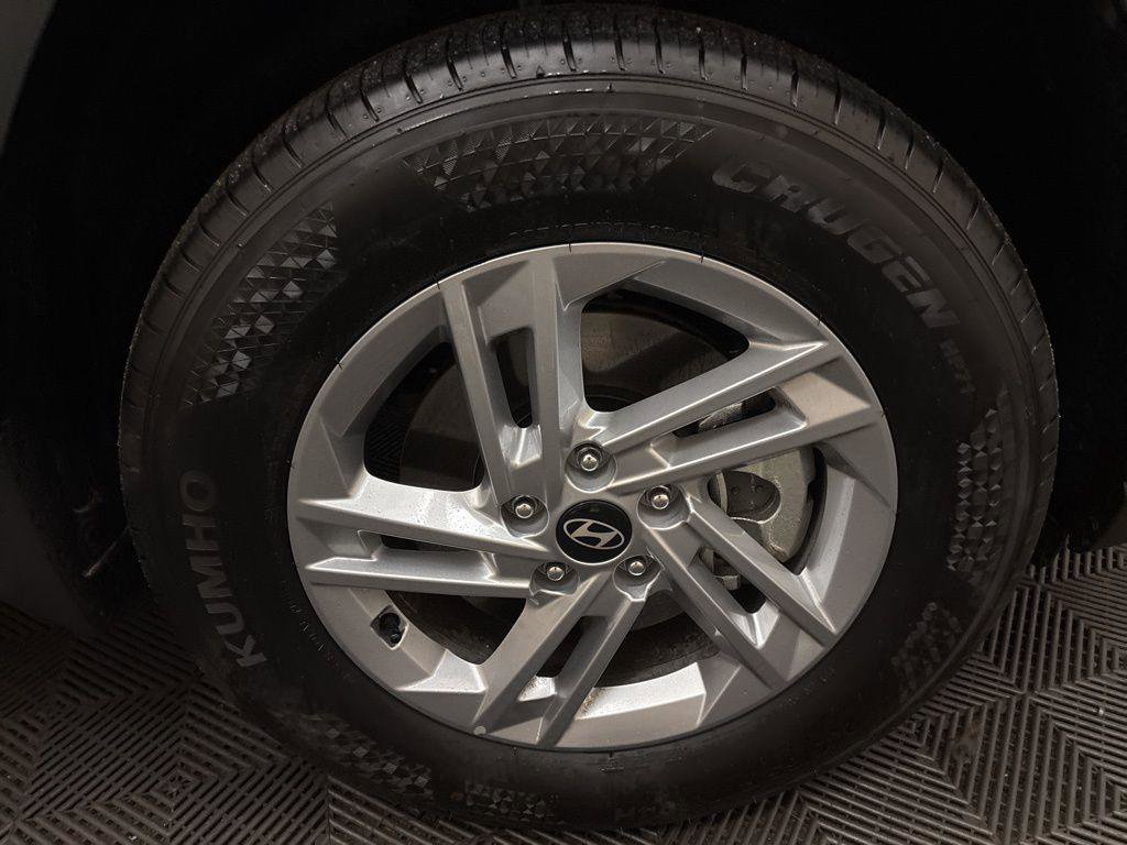 New 2025 Hyundai Tucson SE image 21