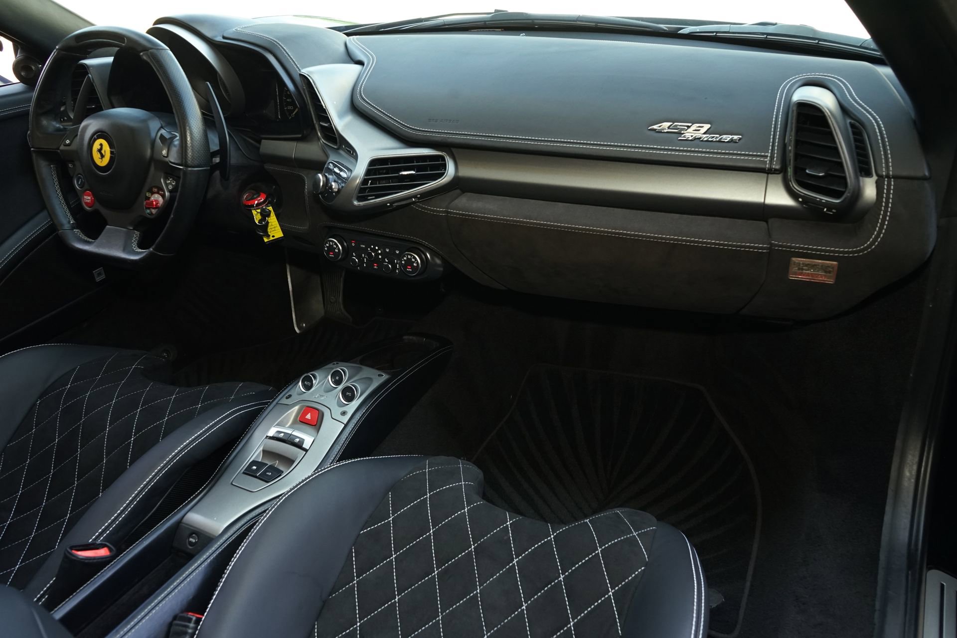 Used 2013 Ferrari 458 Spider RWD image 12