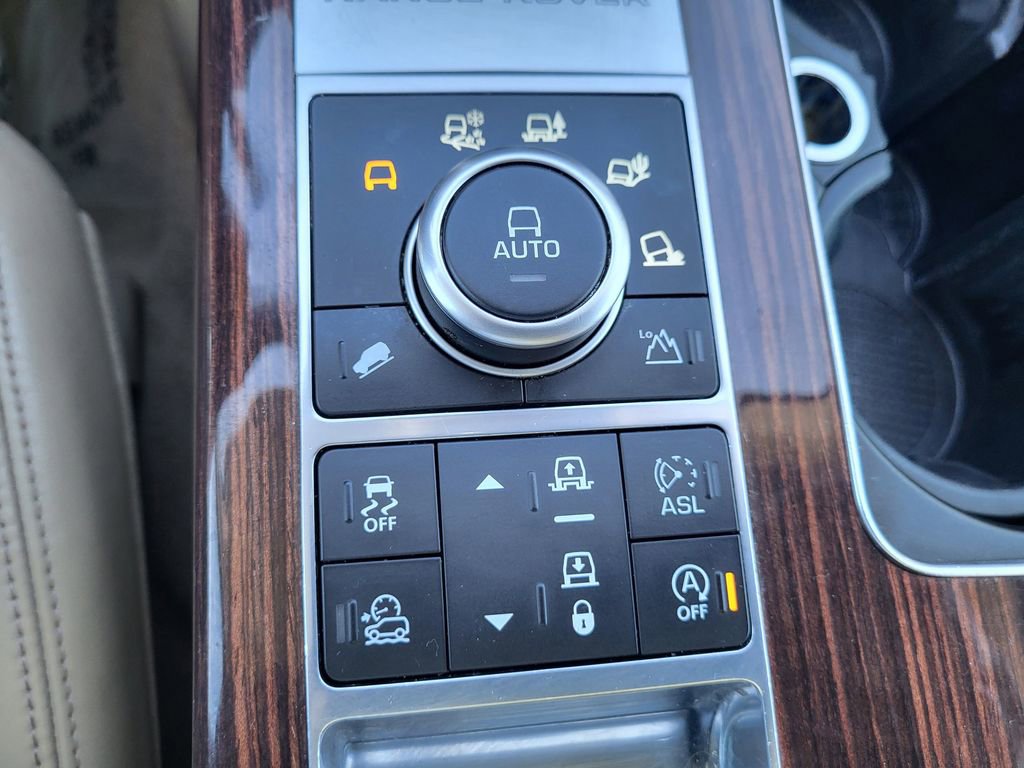 Used 2016 Land Rover Range Rover Long Wheelbase Supercharged image 29