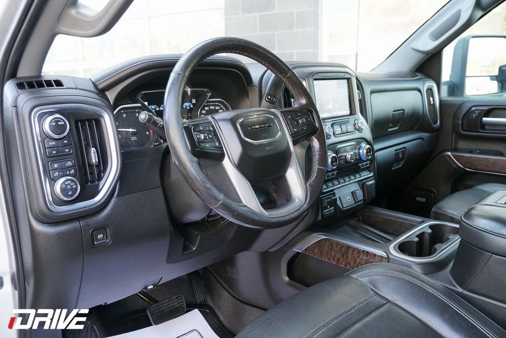 Used 2022 GMC Sierra 3500 Denali image 21