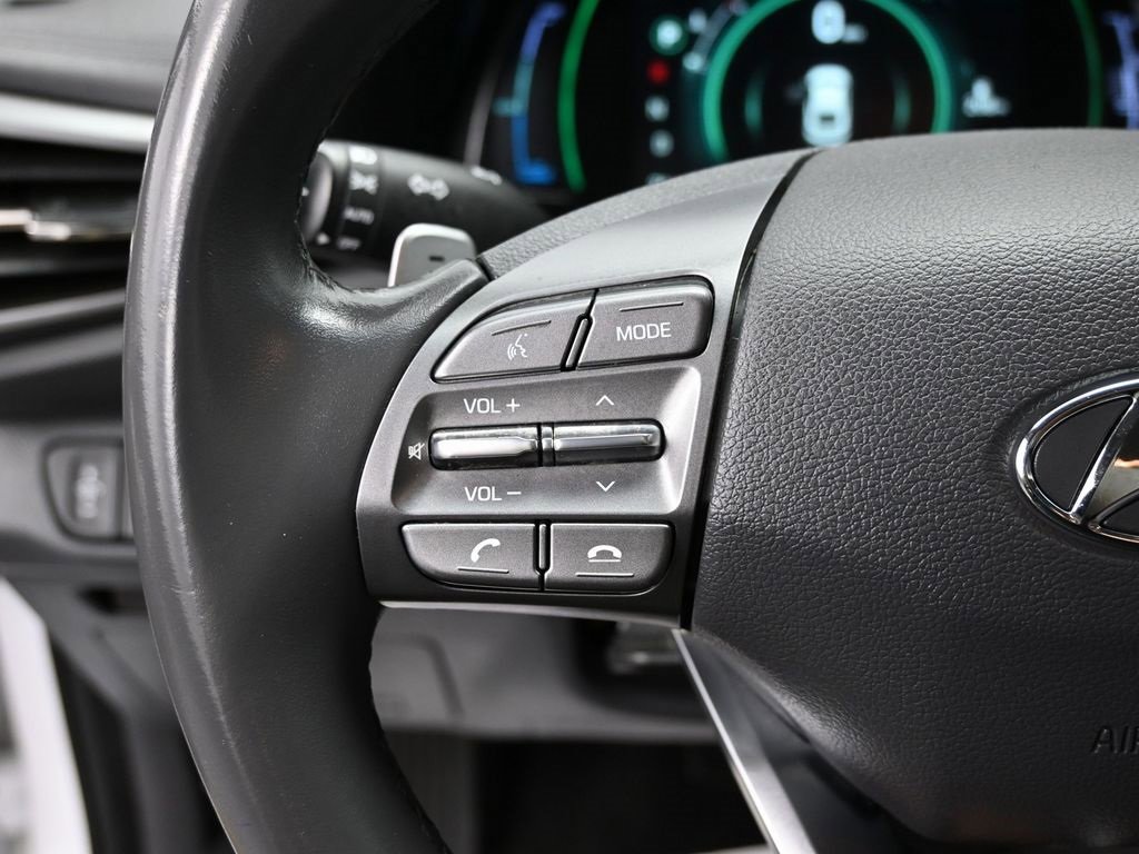 Used 2021 Hyundai Ioniq SE image 16