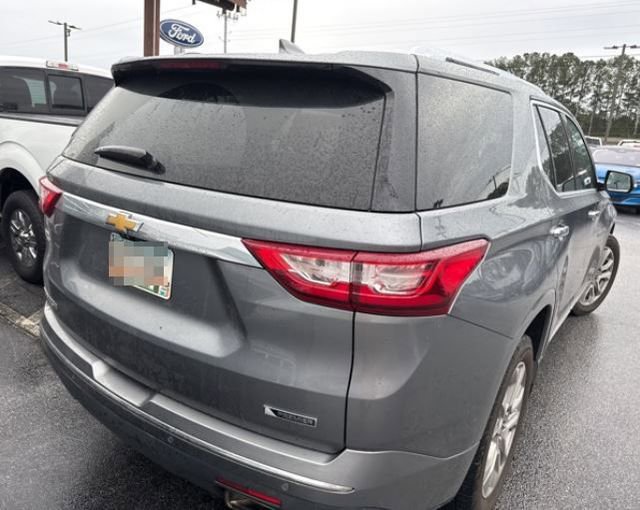 Used 2018 Chevrolet Traverse Premier w/ Driver Confidence II Package image 3