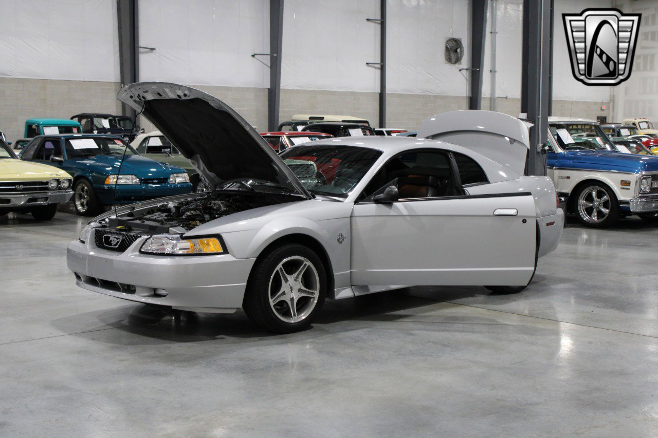 Used 1999 Ford Mustang GT image 16