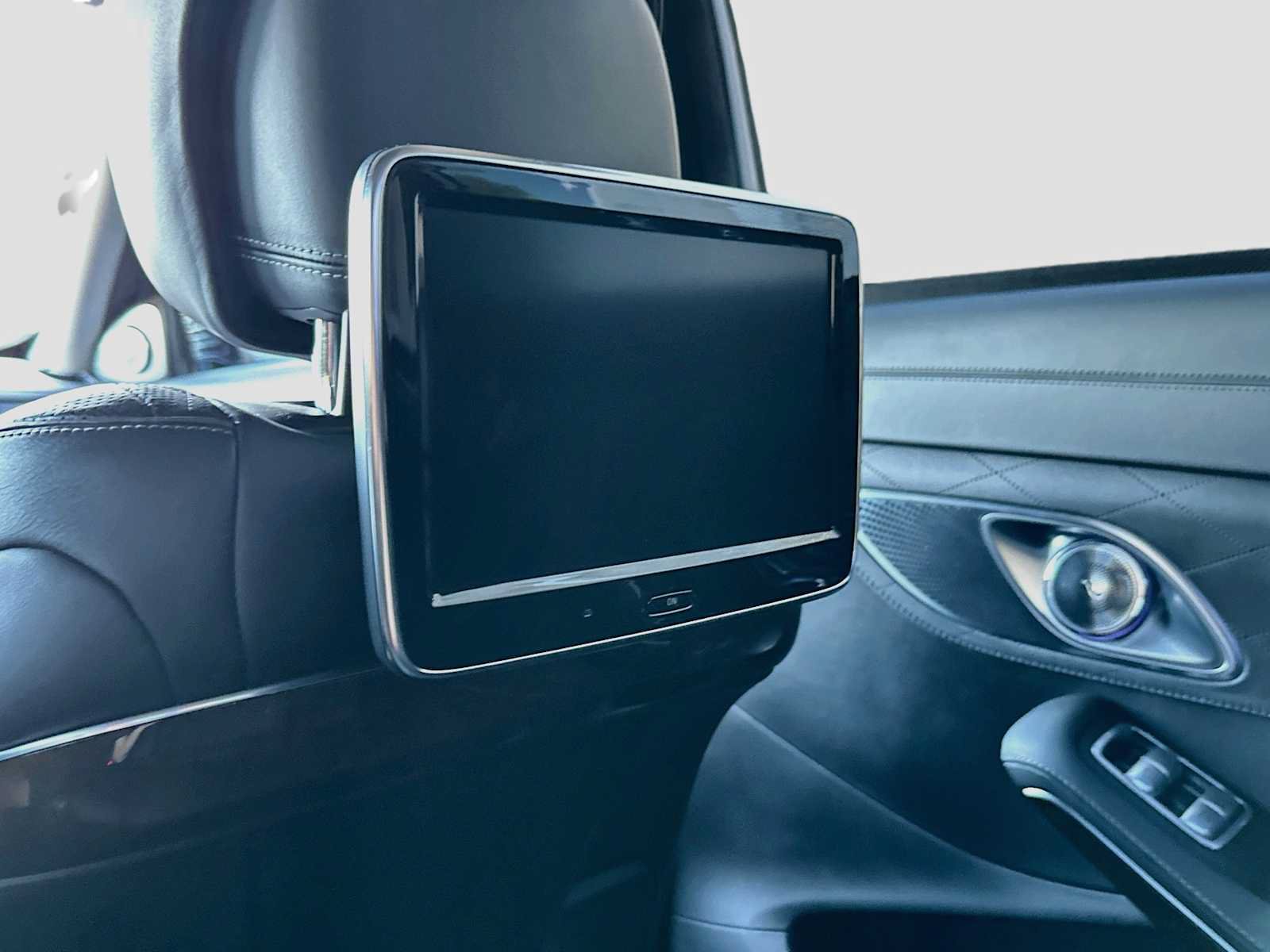 Used 2016 Mercedes-Benz Maybach S 600 image 27