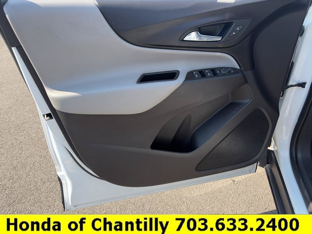 Used 2020 Chevrolet Equinox LS w/ LS Convenience Package AWD/4WD image 23