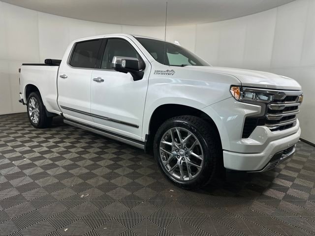 Used 2022 Chevrolet Silverado 1500 High Country image 2