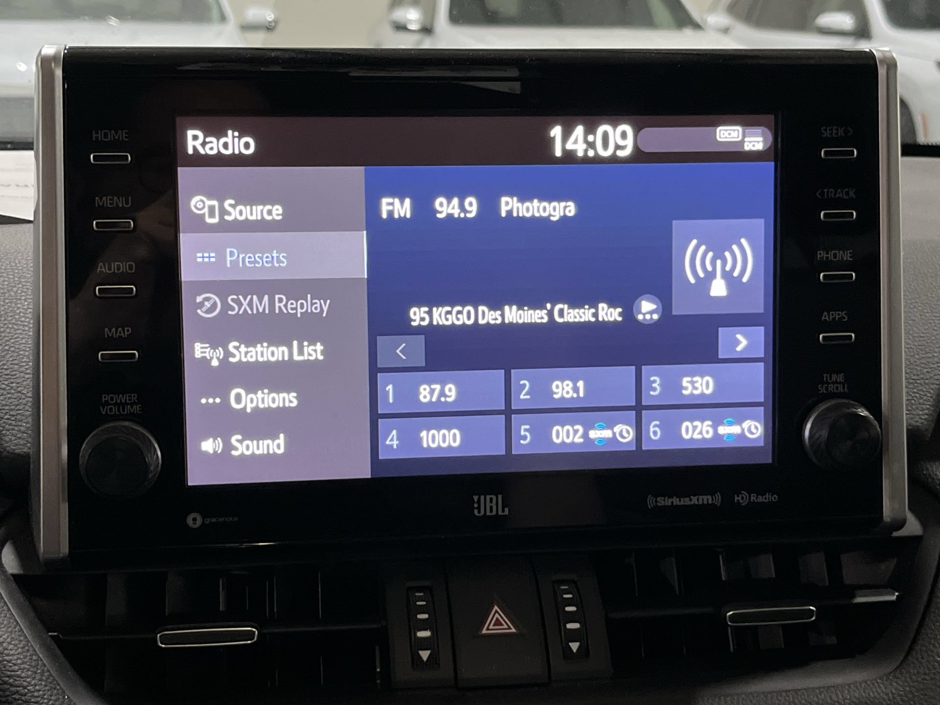 Used 2022 Toyota RAV4 Limited AWD/4WD image 14