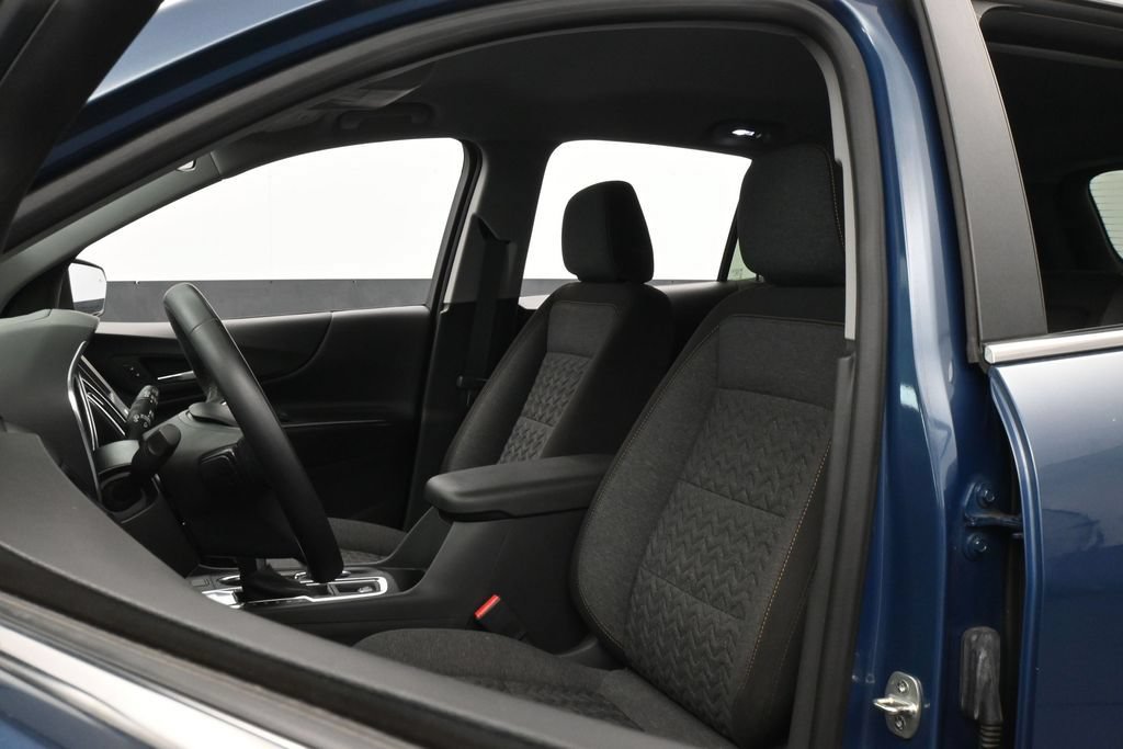 Used 2024 Chevrolet Equinox LT FWD image 10