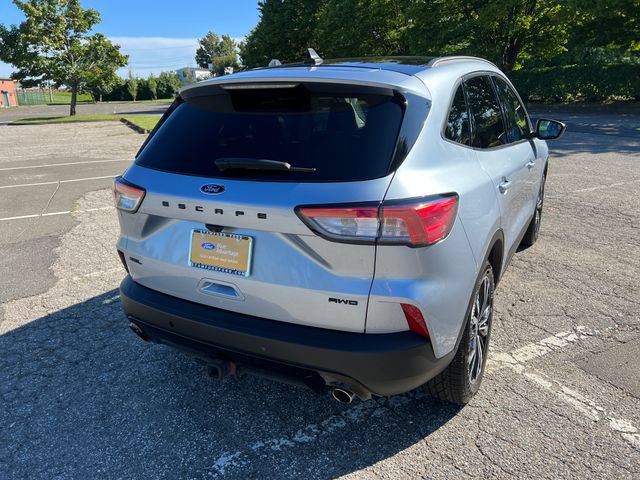 Used 2022 Ford Escape SEL w/ SEL Stealth AWD Package image 10