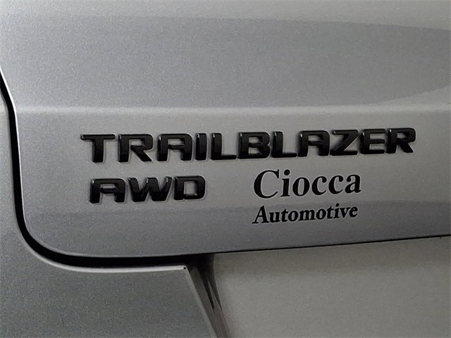 Used 2023 Chevrolet TrailBlazer RS w/ Sun and Liftgate Package image 30