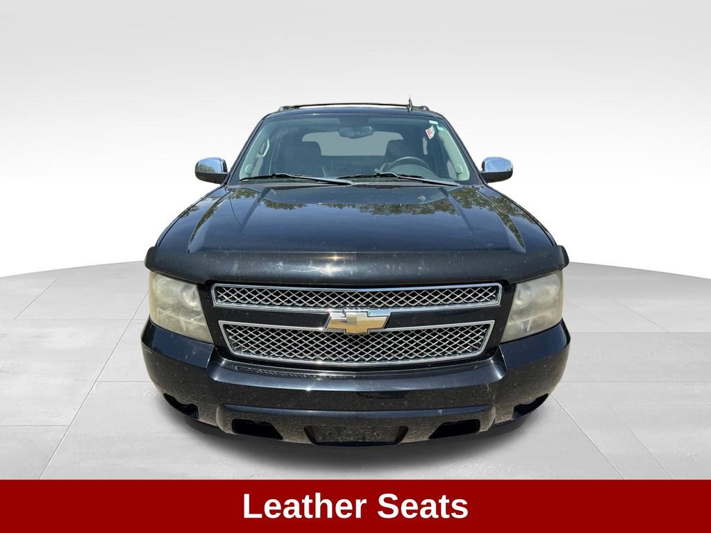 Used 2011 Chevrolet Avalanche LT w/ Regional Value Package AWD/4WD image 10