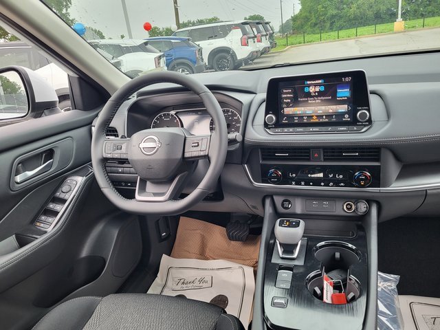 New 2026 Nissan Rogue SV image 17