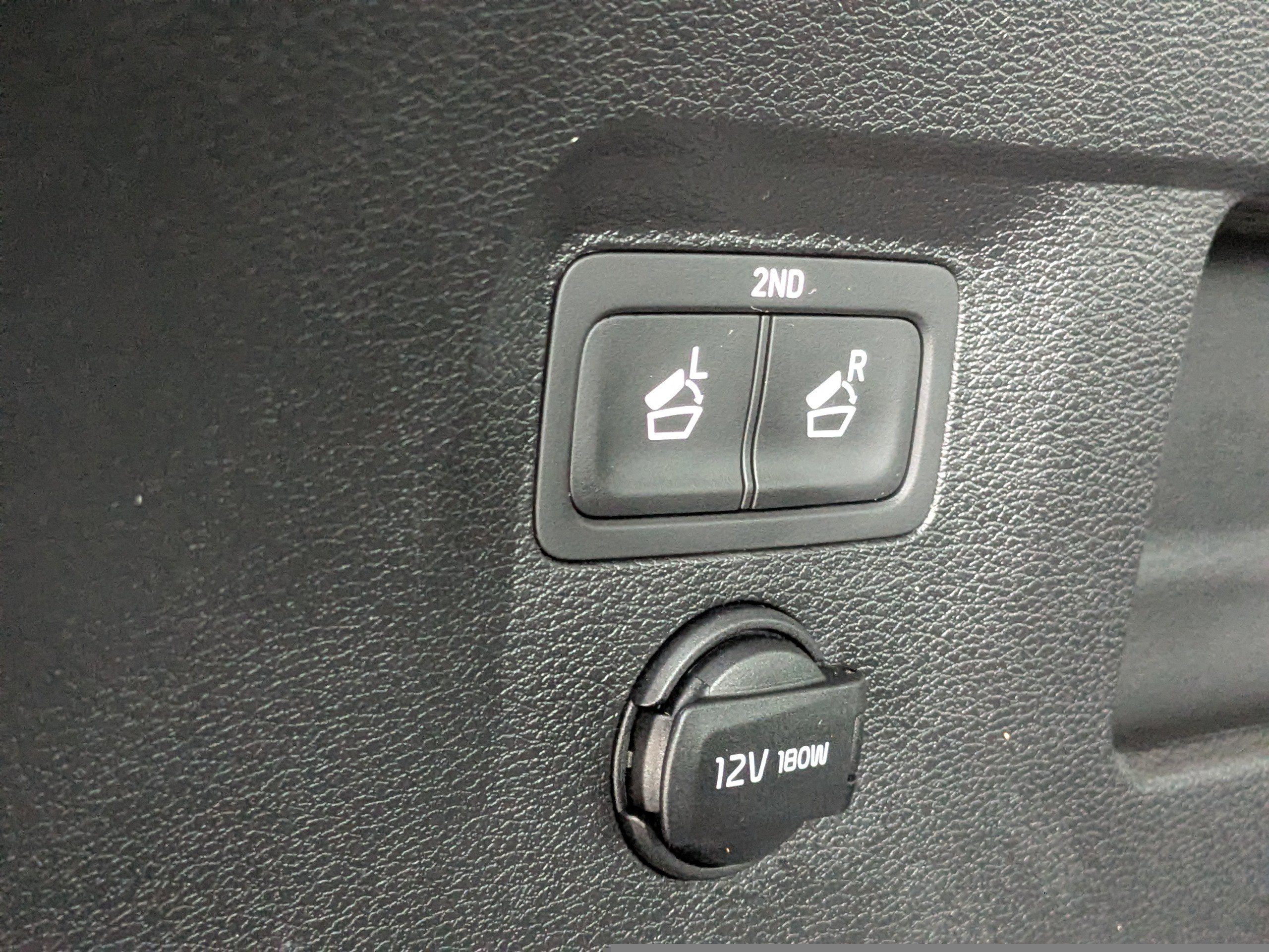 Used 2025 Kia Telluride S image 15