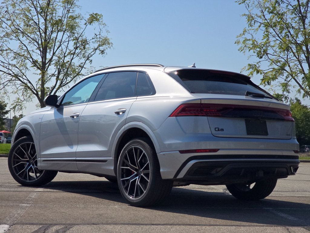 Used 2021 Audi Q8 Premium Plus AWD/4WD image 14