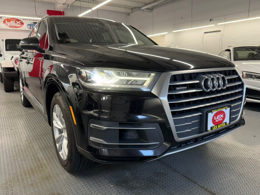 Used 2017 Audi Q7 3.0T Premium AWD/4WD image 4