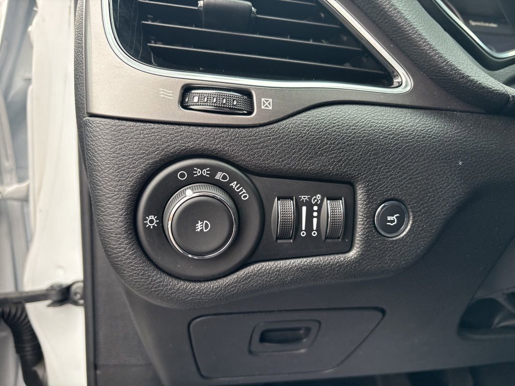 Certified 2020 Jeep Cherokee Limited image 10