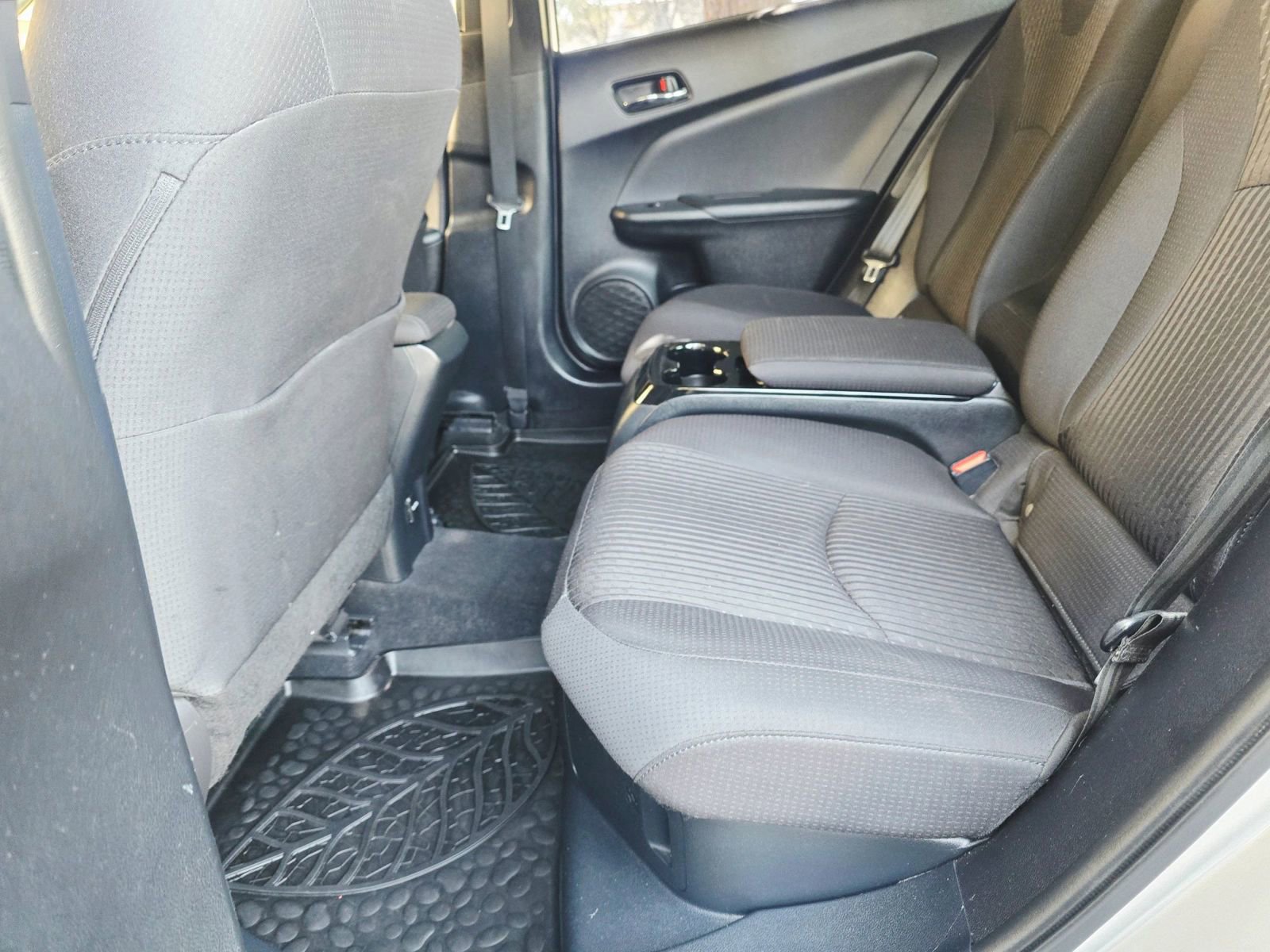 Used 2018 Toyota Prius Prime Premium image 36