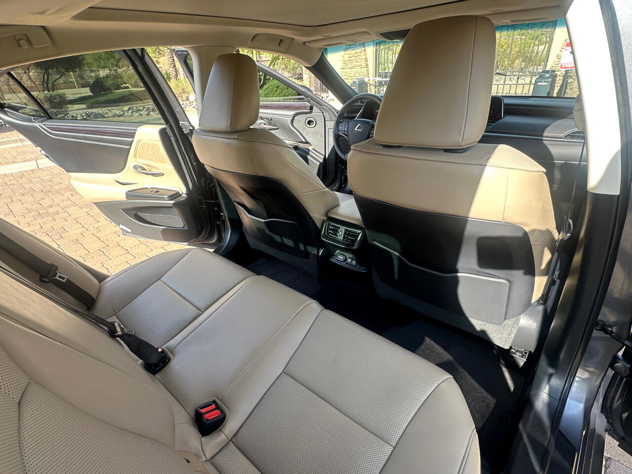 Used 2020 Lexus ES 350 w/ Luxury Package image 27
