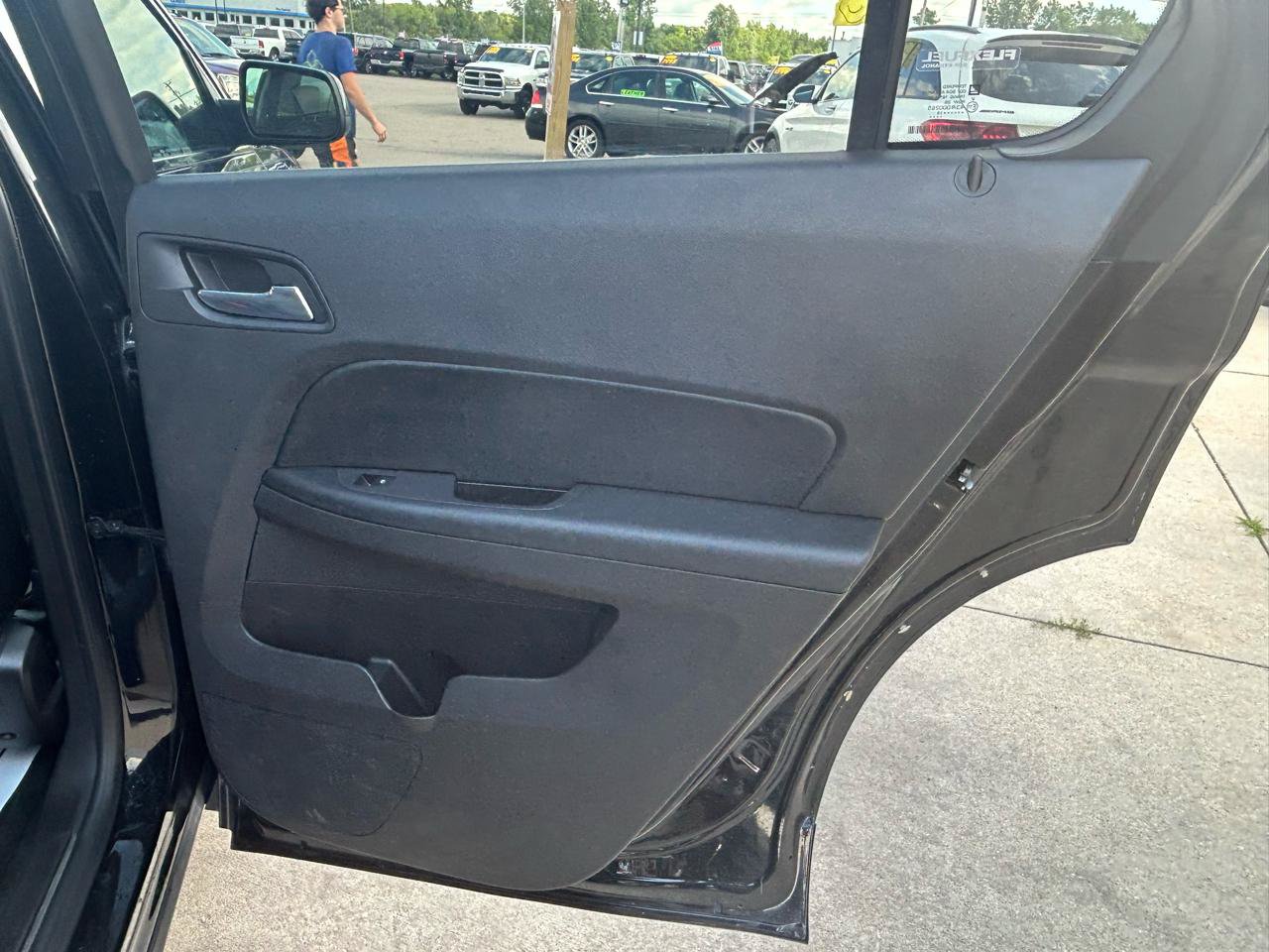 Used 2015 Chevrolet Equinox LT w/ Power Convenience Package FWD image 15