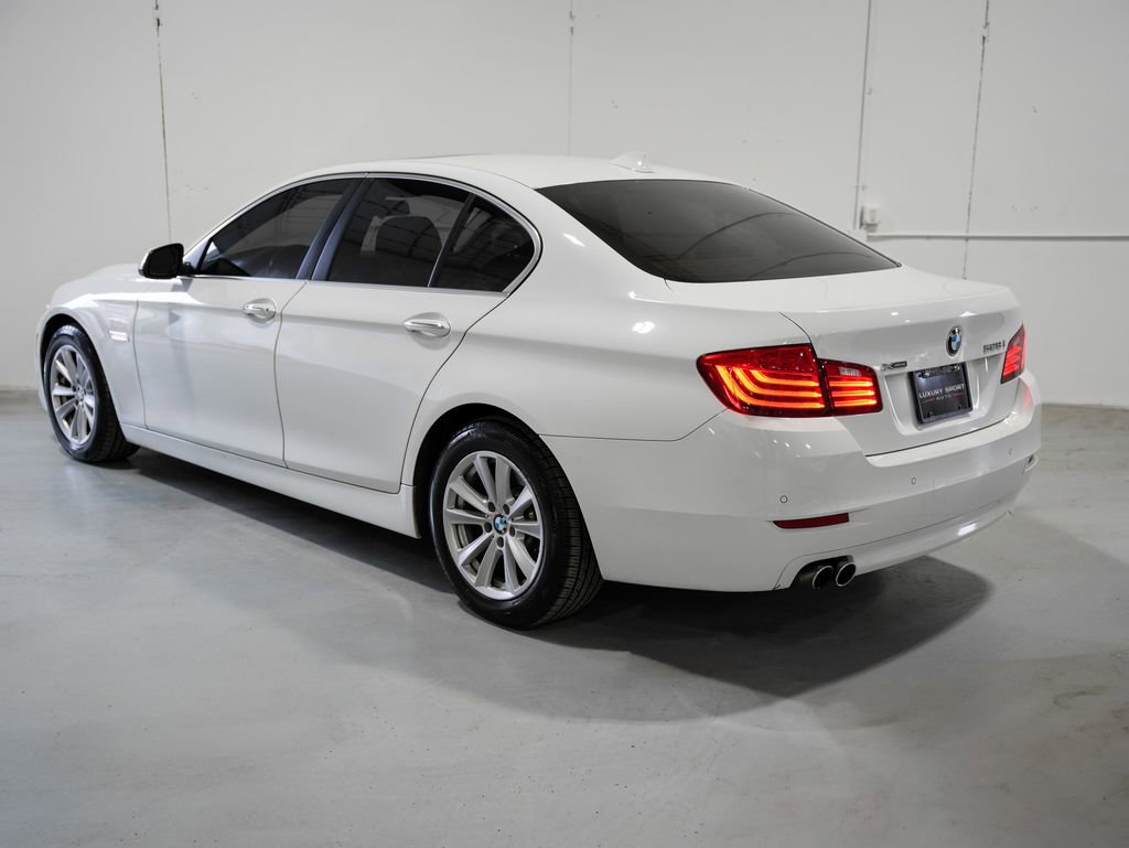 Used 2015 BMW 528i xDrive Sedan image 3