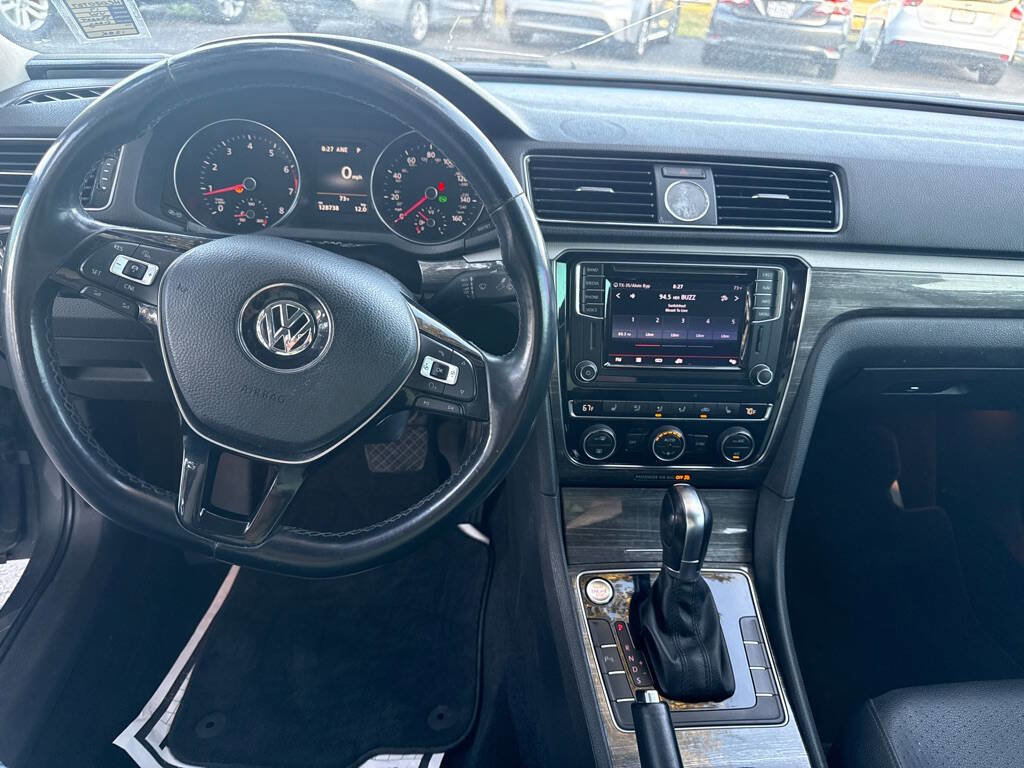 Used 2017 Volkswagen Passat 1.8T SE image 12