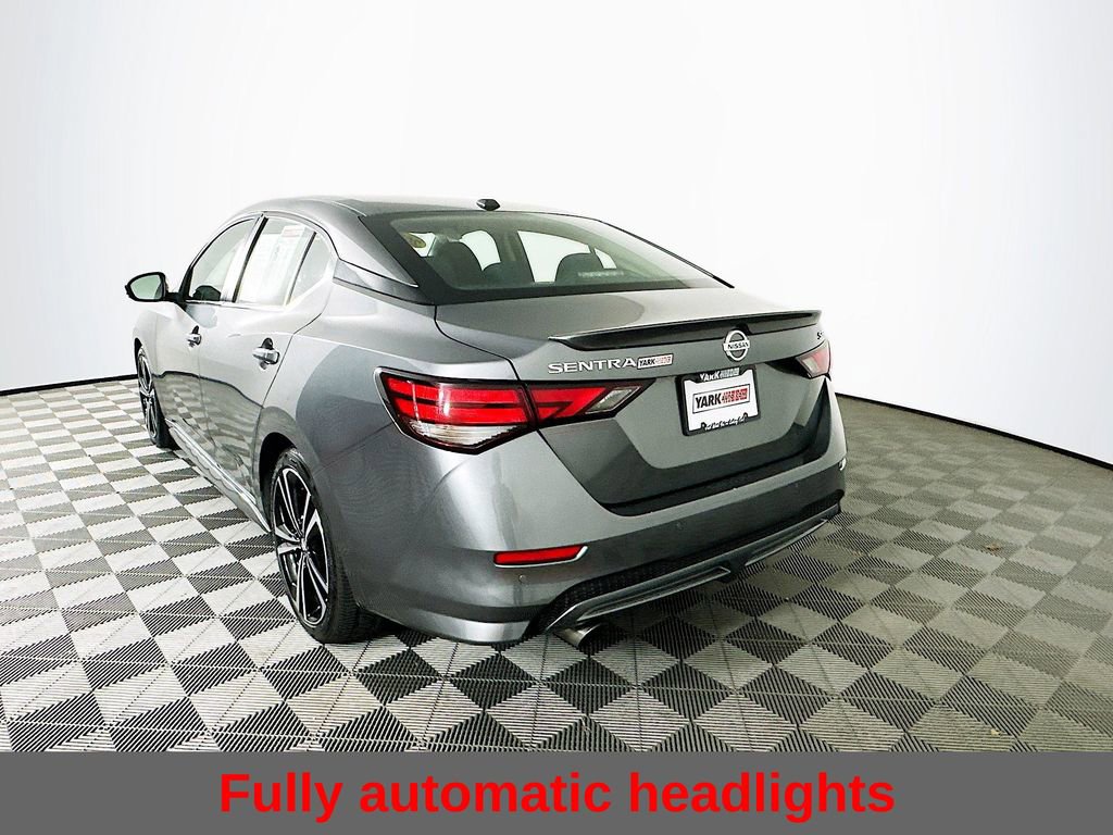 Used 2022 Nissan Sentra SR w/ Trunk Package image 8