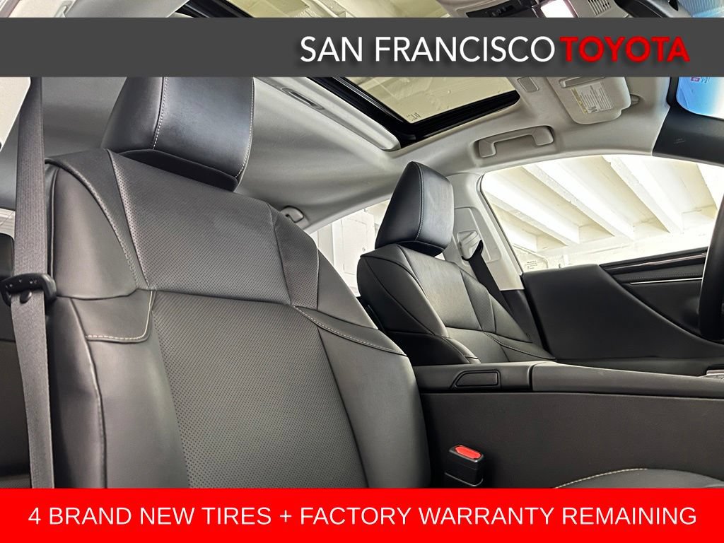 Used 2024 Lexus ES 350 w/ Accessory Package (Z1) FWD image 21