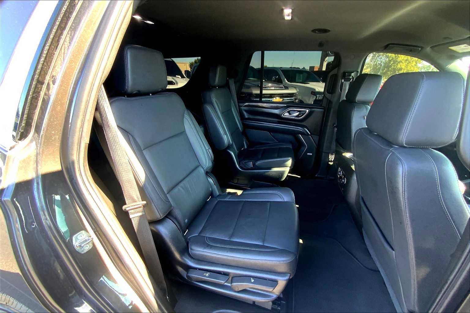 Used 2021 Chevrolet Tahoe LT image 18