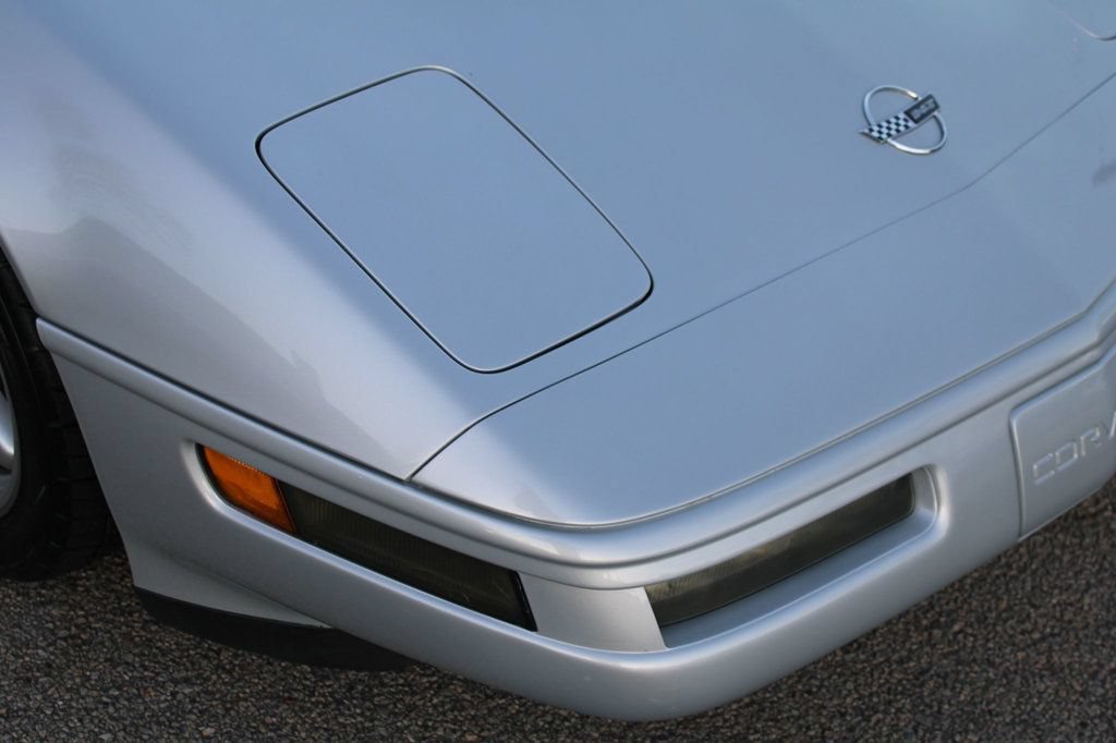 Used 1996 Chevrolet Corvette Convertible RWD image 24