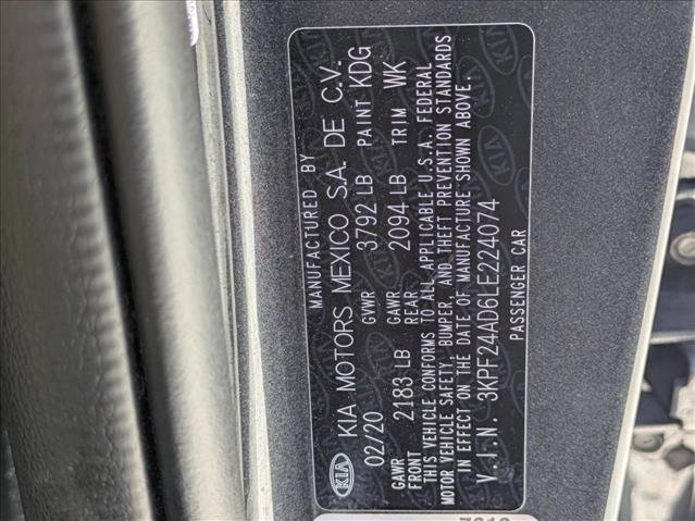 Used 2020 Kia Forte LXS FWD image 15