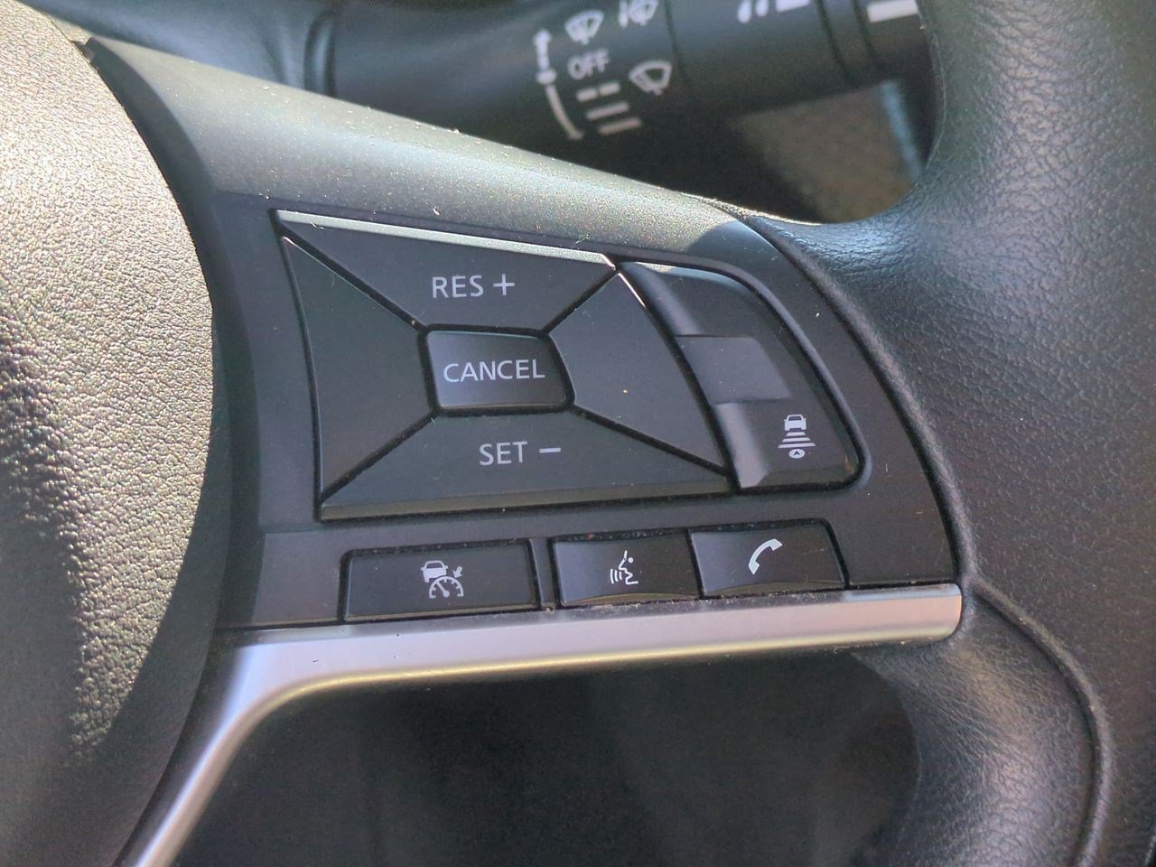 Certified 2021 Nissan Kicks SV FWD image 19