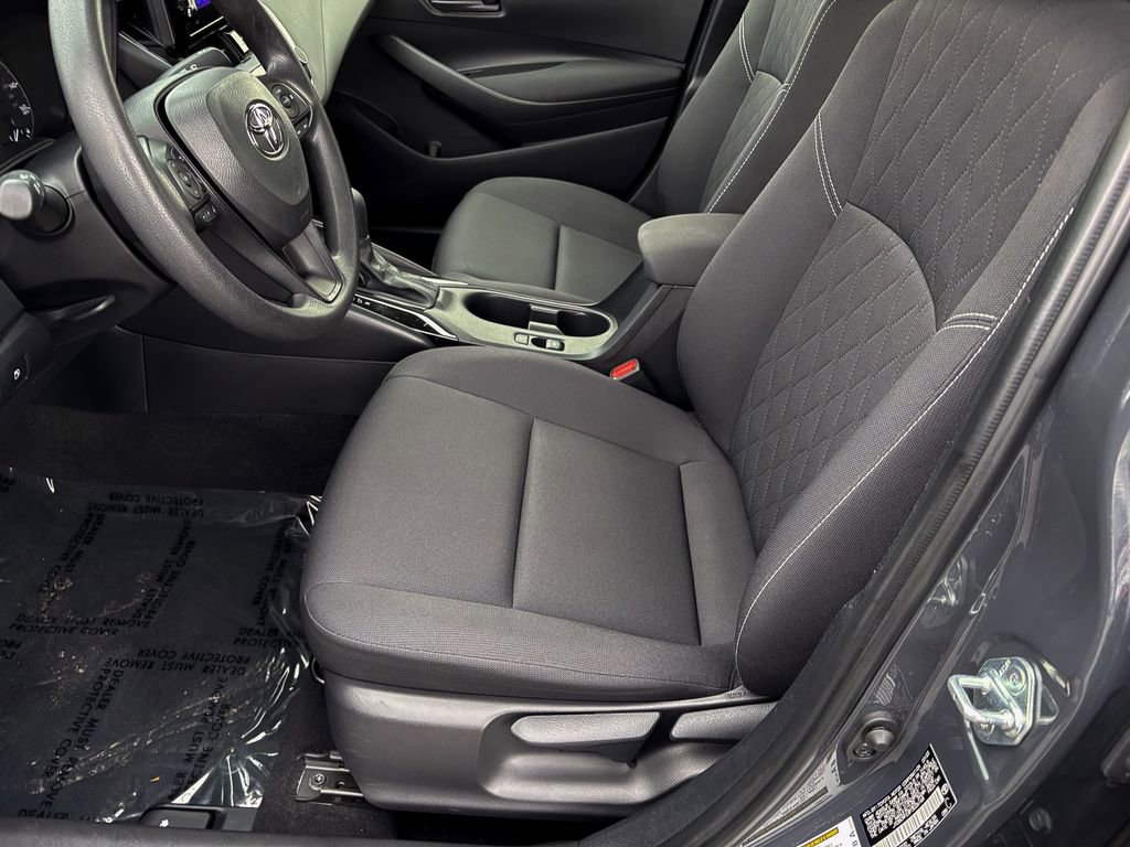 Used 2023 Toyota Corolla LE w/ Carpet Mat Package (TMS) image 16