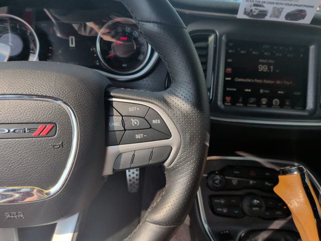 Used 2016 Dodge Challenger R/T Scat Pack RWD image 15