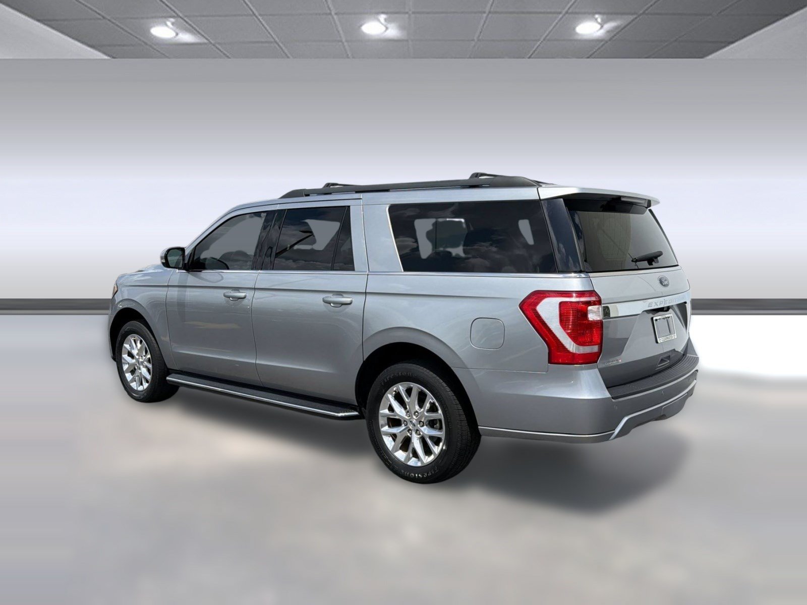 Used 2021 Ford Expedition Max XLT RWD image 3