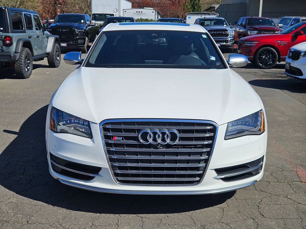 Used 2014 Audi S8 image 2