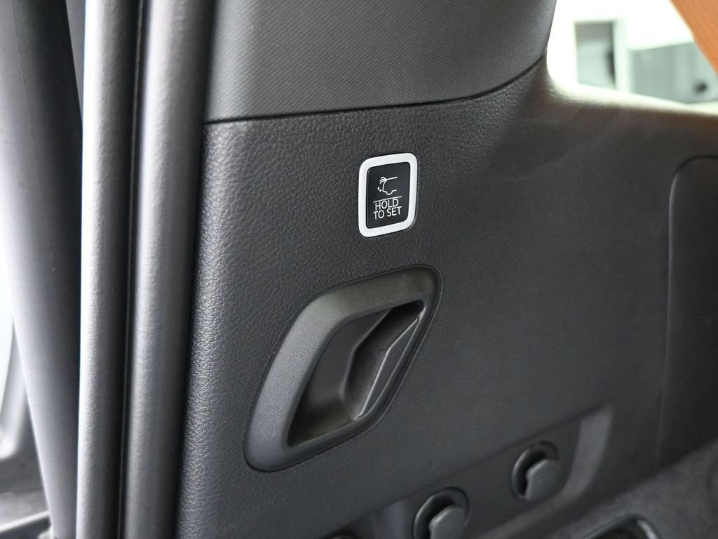 Used 2024 Jeep Grand Wagoneer Series III w/ Quick Order Packagew 28T image 43